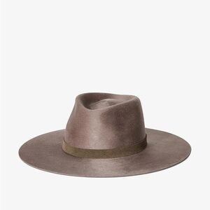 NWOT Janessa Leone Cole Hat